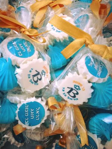 דף טרנספר בעיצוב אישי - ליצירת נשיקות מרנג ומטבעות שוקולד