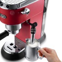 DeLonghi מכונת קפה ידנית דגם EC685.R