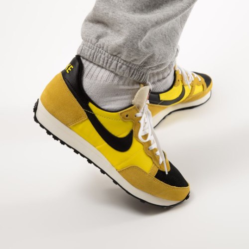 נשים | NIKE CHALLENGER OG OPIT YELLOW