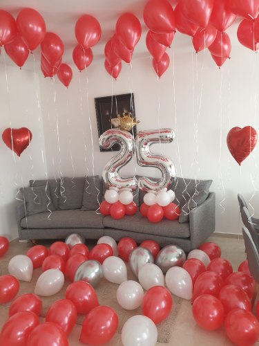 סידור חדר עשיר ליום הולדת