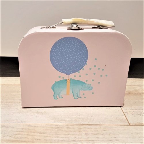 מזוודת קרטון היפו