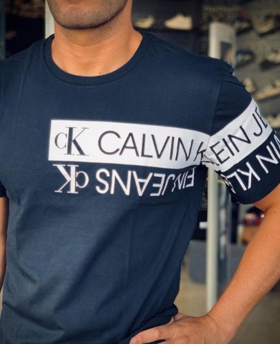 טי שרט CALVIN KLEIN צבע שחור לוגו לבן
