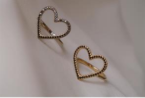 טבעת לב יהלומים שחורים זהב 14K