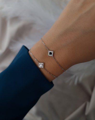 צמיד כסף מעוין עם זרקון