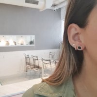 עגילי יהלומים צמודים 2.40 קראט בזהב 14 קאראט