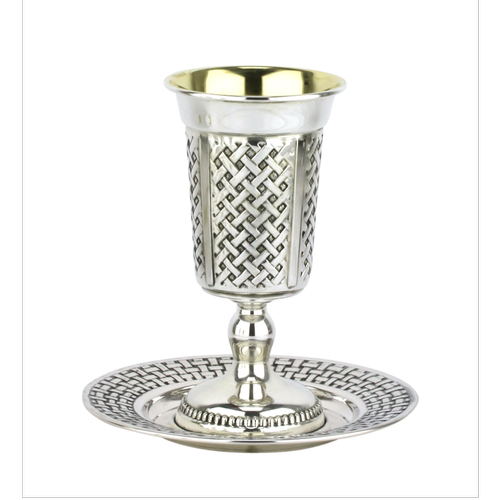 גביע קידוש + תחתית כסף טהור דגם זכריה קלוע