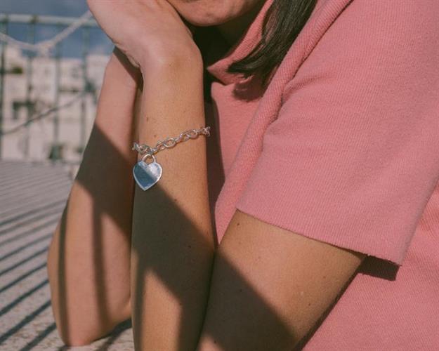 B-01 צמיד חוליות מכסף טהור עם לב נופל - חלק