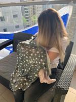 סינר הנקה פטנט - גם סינר הנקה וגם נשכן. 100%  כותנה אורגנית- Dark stars