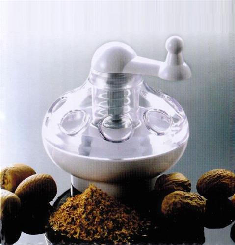 טוחן אגוז מוסקט ותבלינים