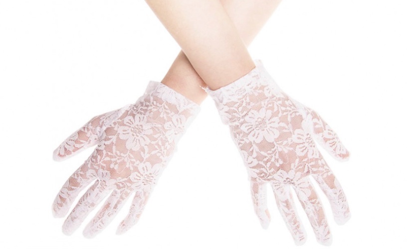 כפפות תחרה לבנות