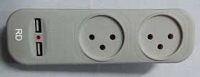 מפצל חשמל עם USB