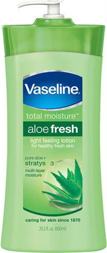 וזלין אינטנסיבקר  תחליב גוף בתוספת אלוורה  600 מל