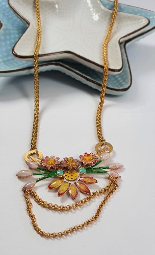 שרשרת URBAN SAFARI - פרחים