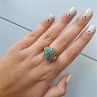 טבעת זהב אמרלדים ויהלומים