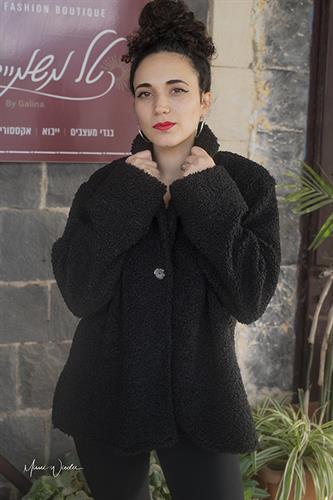 ג'קט-מעיל קצר בעל כפתור אחד מבוקלה