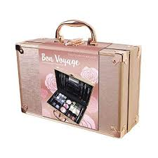 מזוודת איפור