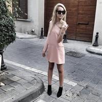 שמלת כתף פודרה