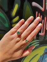 טבעת אמרלד ויהלומים טבעת אבן חן אמרלד מרובעת בזהב