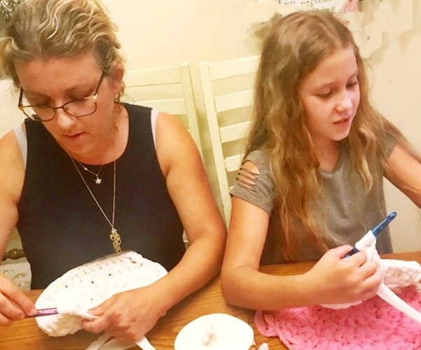 סדנת יצירה זוגית לילדים והורים סדנת הורה-ילד , סדנת כיף משותפת