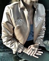 מעיל בומבר עור פודרה