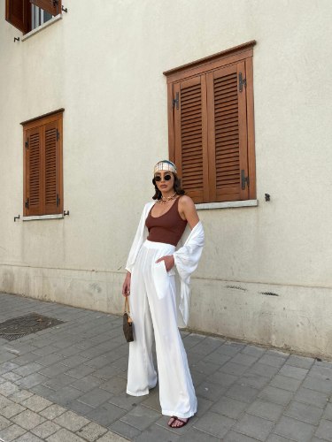 חליפת רובין לבן