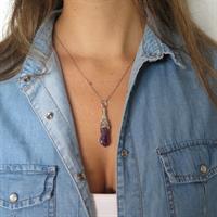 שרשרת מקורית מכסף ואמטיסט במצבה הגולמי דגם מרסיה.