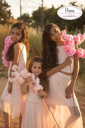 שמלות ורודות