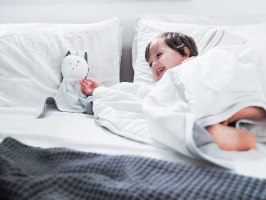 שמיכת ג'רסי עם מילוי- עם שם התינוק- ורוד עתיק  PEACE