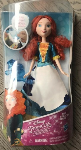 ברבי אמיצה ושמלת הקסם Barbie