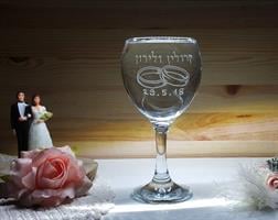 כוסות יין לחתונה