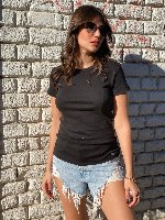 טישרט ניקי פיין ריבס קצרה