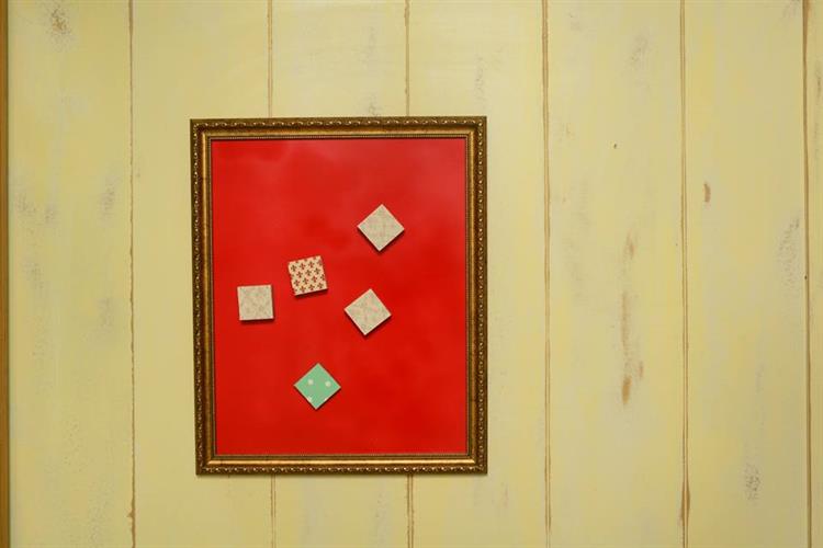 לוח מגנט  דגם מלוכה