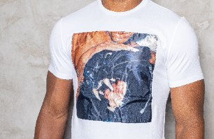 טי שרט  T - AKASHI LOGO צבע לבן