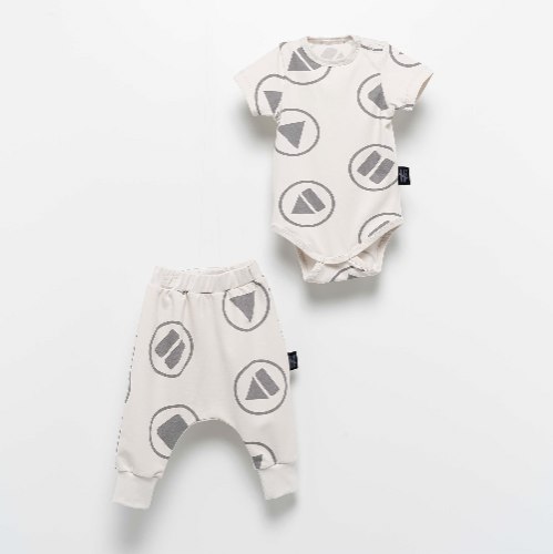 סט בגד גוף ומכנס MOINOI אפור מודפס 3-24