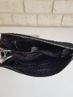 תיק צד קטן ליאת שחור מט+ לק בחלק העליון