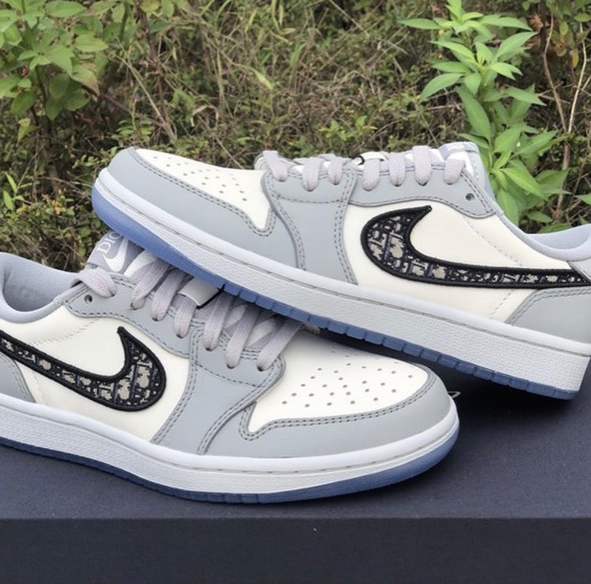 Nike air Jordan 1 low x Dior - Dior | אלוף המותגים