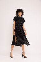שמלת NAM - פליסה שחור