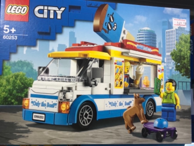 לגו סיטי - תחנת גלידה