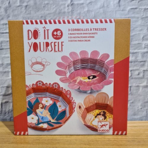 יצירה DIY - קופסאות פרחים