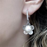 סט "פרחים" עגילים ותליון מכסף משובצים פנינה לבנה וזרקונים S1491 | תכשיטי כסף 925 | תכשיטי כלה