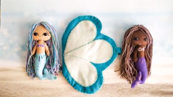 שתי בובות בת ים בערכה