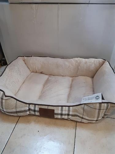 מיטת פרווה משבצות 50\70 ס"מ