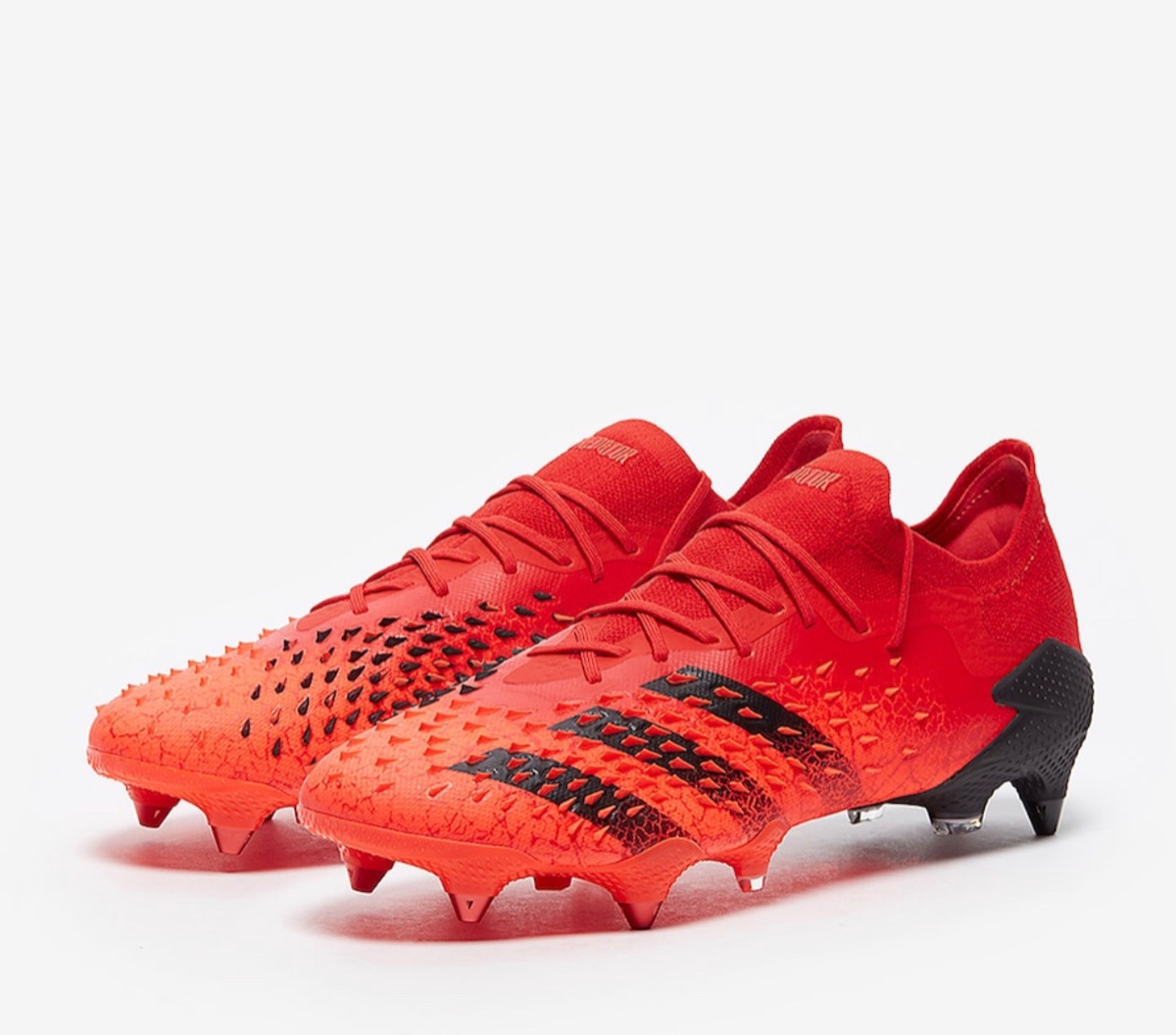 adidas predator freak low sg