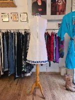 שמלת גולף לבנה מידה S/M