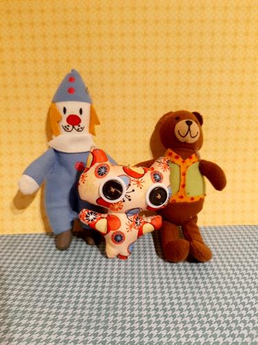 בובות קרקס צבעוניות קטנות רכות