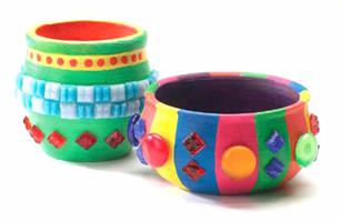 מפסלת חימר לילדים - אומנות ויצירה