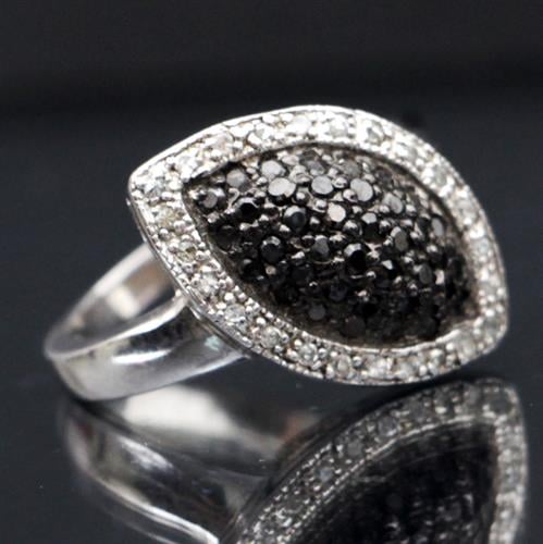 טבעת כסף משובצת טופז שחור וזרקונים RG7539