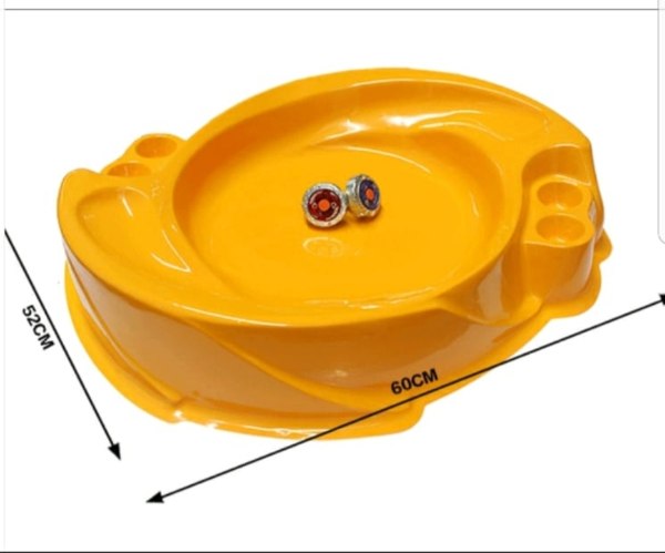 זירת בלייד צהובה ענקית