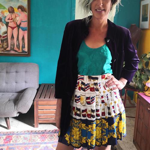 חצאית מיני פליסה משי מידה M