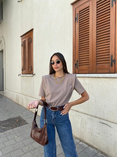 חולצת טיטי כתפיות קפה